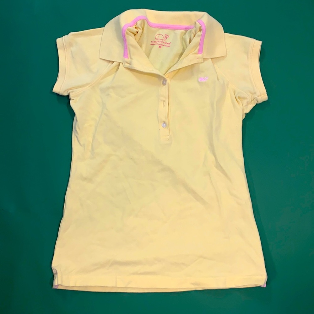 Vineyard vines top